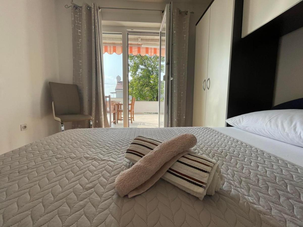 Apartman Renata Crikvenica Buitenkant foto